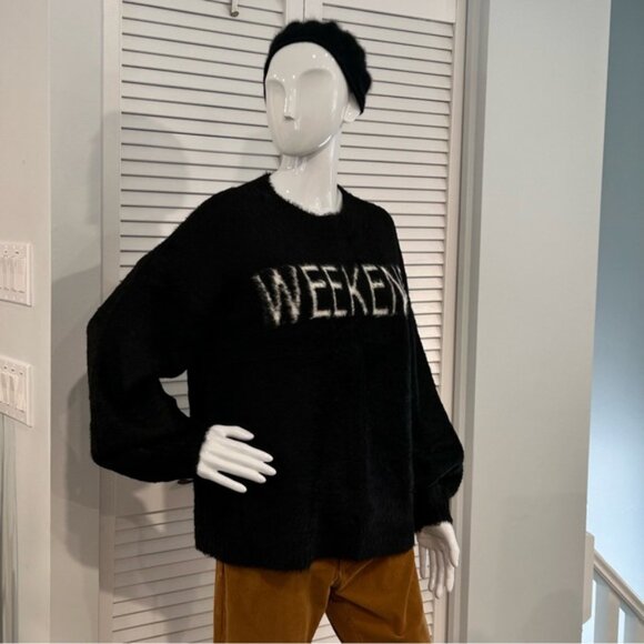 NWT Hem  Thread Fuzzy Knit Sweater - Picture 5 of 11